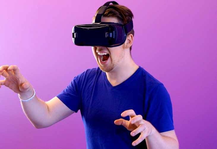 man in vr